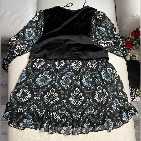 Zara Women's Glitter Chiffon Mini Dress with Vest - Size L - Picture 10 of 15